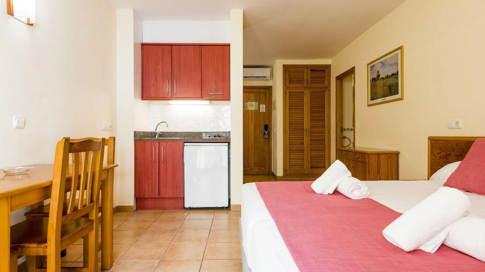 Ξενοδοχείο με διαμερίσματα Apartamentos Casa Maria Σαν Αντόνιο