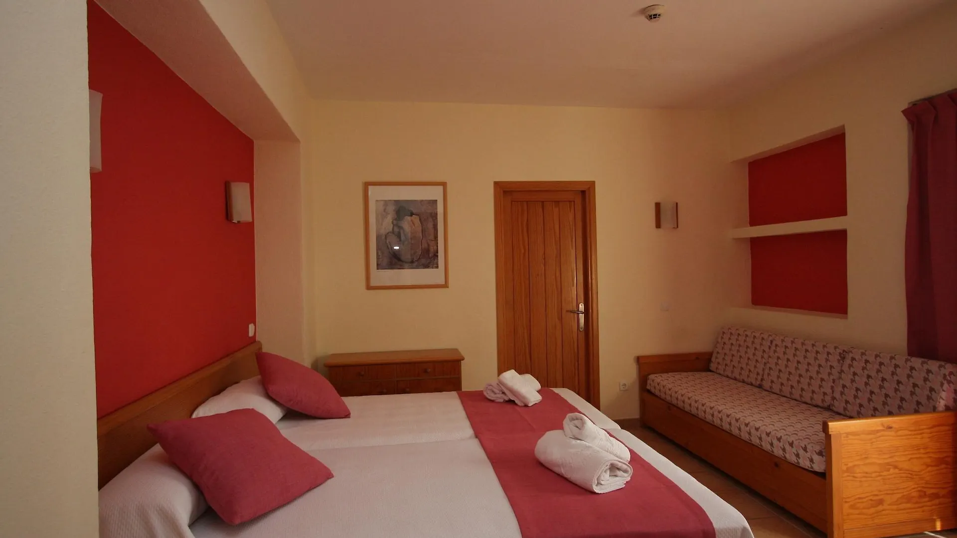 Apartamentos Casa Maria Σαν Αντόνιο 2*,  Ισπανία